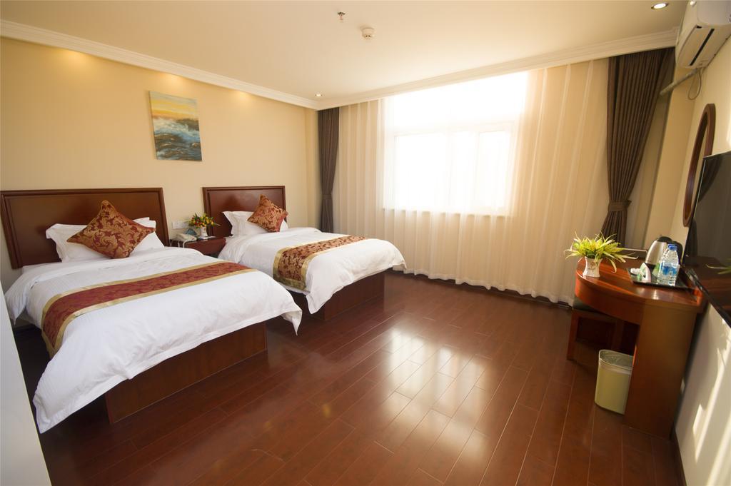 Greentree Inn Hainan Haikou Hainan College Of Vocation And Technique Jinniu Road Business Hotel ภายนอก รูปภาพ