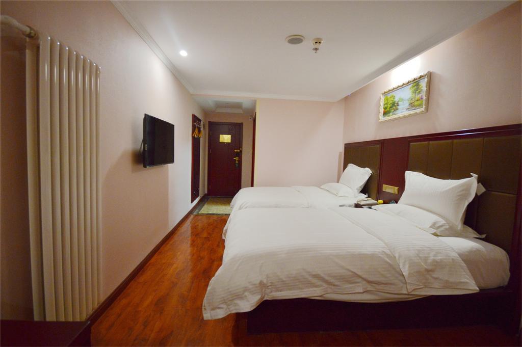 Greentree Inn Hainan Haikou Hainan College Of Vocation And Technique Jinniu Road Business Hotel ภายนอก รูปภาพ